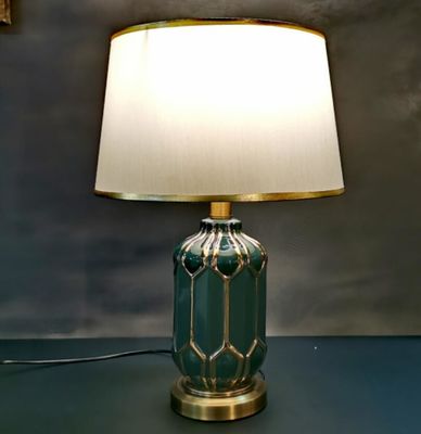 4000K 6000K Beyaz Seramik Masa Lambaları Oturma Odası D360 * H650 LED Masa Lambası