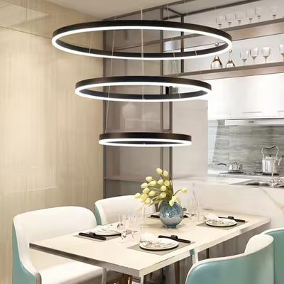 Modern 3 Halka Tasarımı Asılı Dekoratif Halka Akrilik LED Çanakkale Işık Altın Otel Lobisi Oturma Odası Uzun Merdiven Çanakkale
