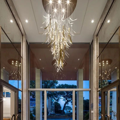 Özel Villa Projesi Işık Tasarımı Modern Altın Sanat Cam Tavan Eşsiz Tulip Cam Çiçek Şekilli Kişiselleştirilmiş Koridor Çerimleri