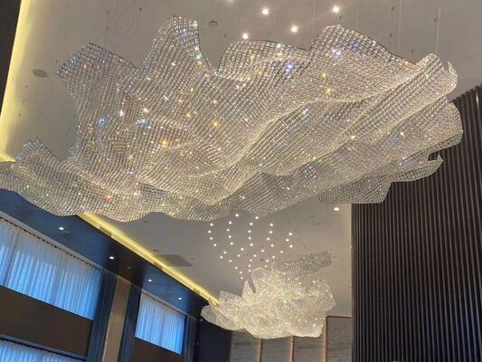 Özel Yapılmış Modern Avrupa Kristal Şerit Spiral Avize Ziyafet Sanat Dekorasyon Işık Fikstürü